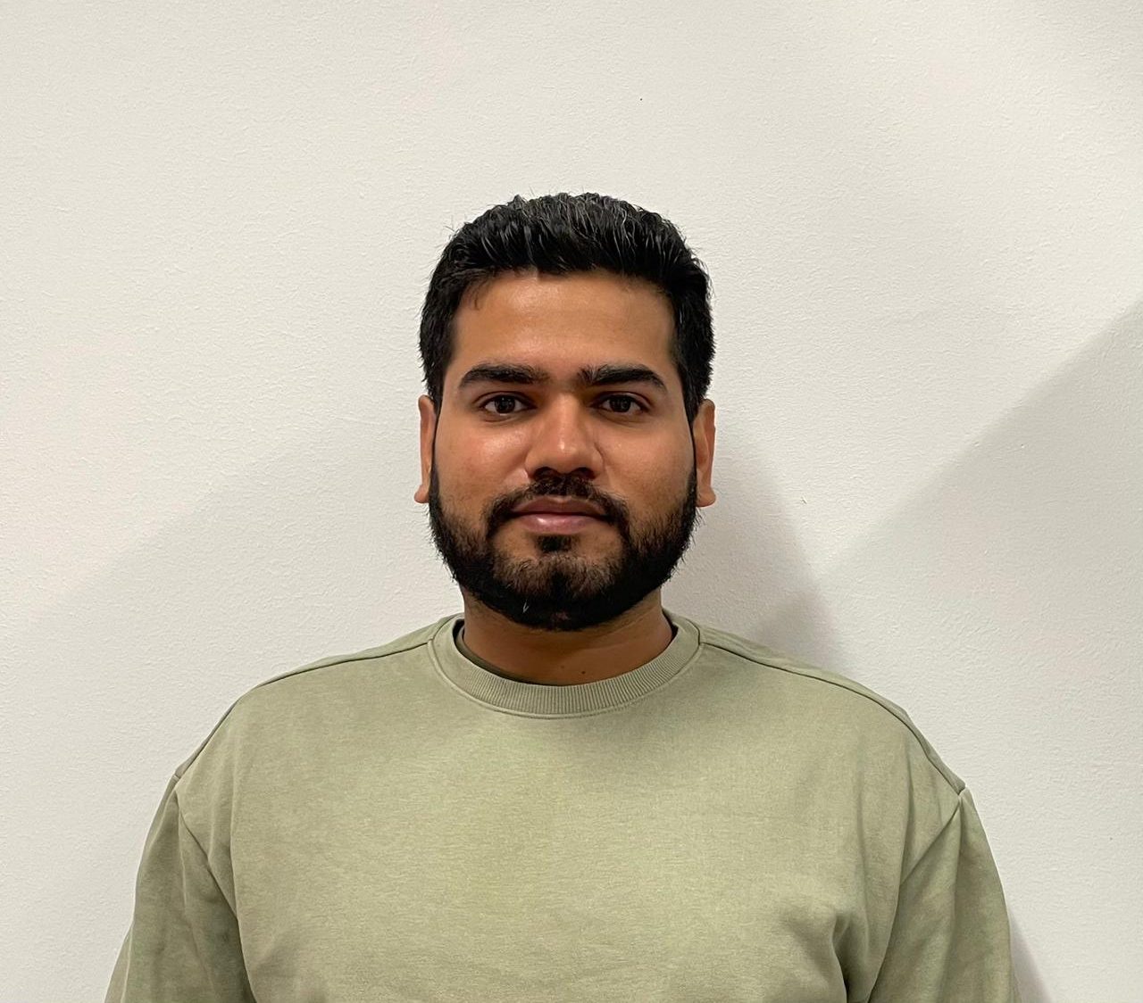 Vedant Bhardwaj : 5º - Ph.D.